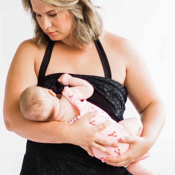 Nursing Queen Crochet swim TOP only. Brand new with tags - Picture 3 of 5